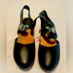 Black Mia Clogs